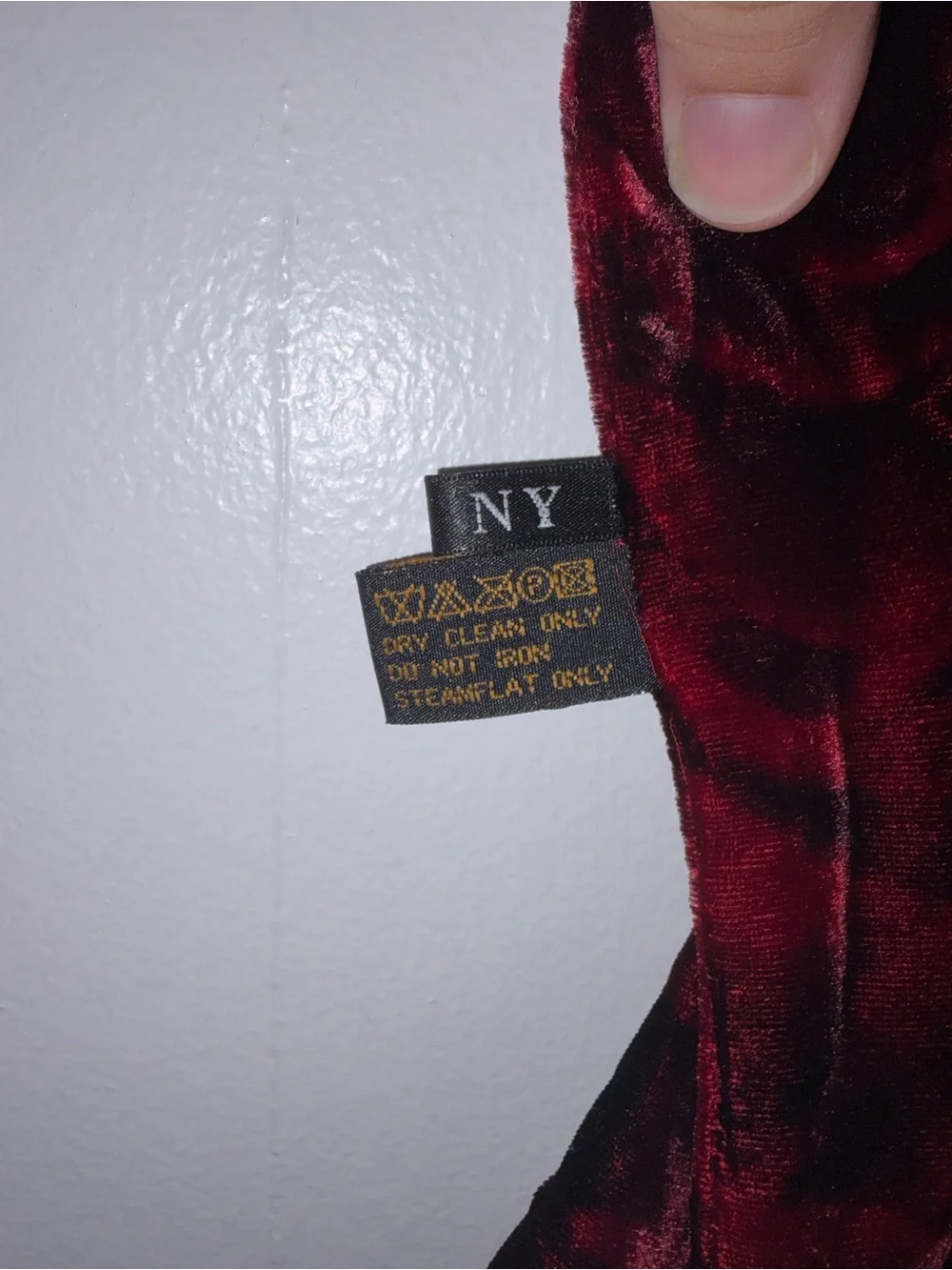 Luxe Plush Velvet Scarf Wrap in Deep Burgundy